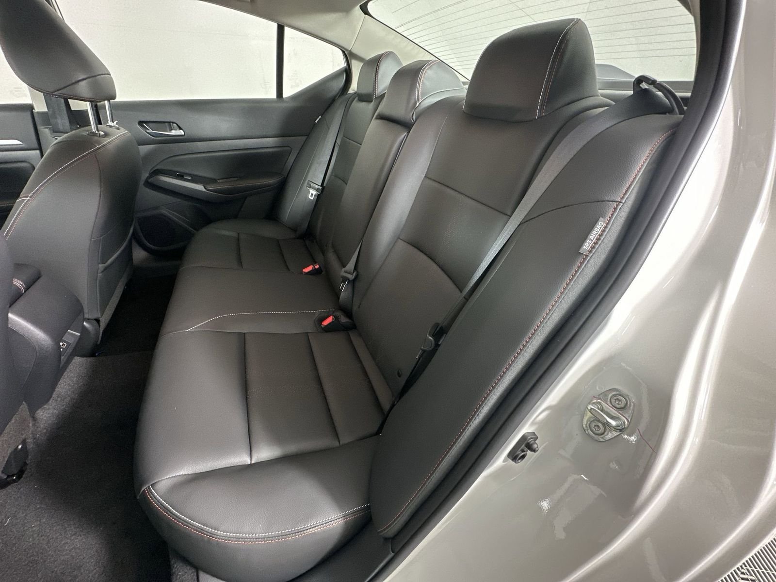 2025 Nissan Altima SR - Photo 23