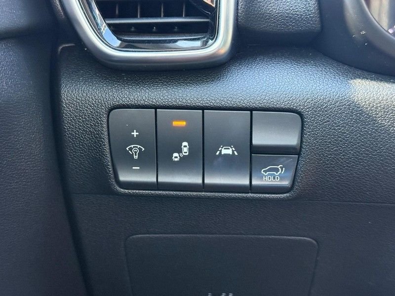 Used 2021 Snow White Pearl Kia EX image 28
