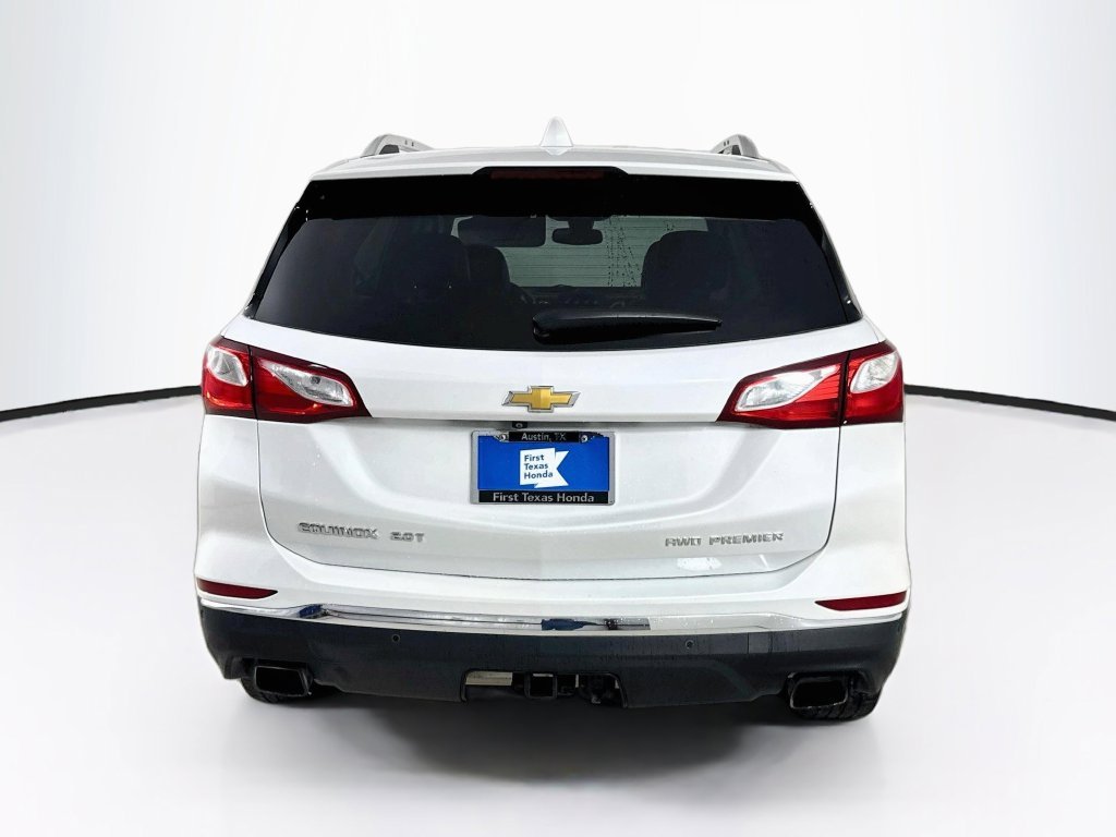 Used 2020 Iridescent Pearl Tricoat Chevrolet Premier image 6