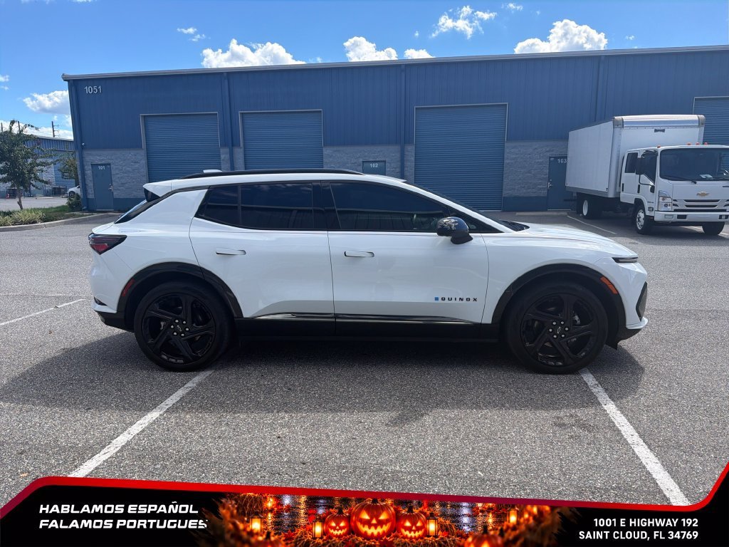 Used 2024 Summit White Chevrolet 2RS image 6
