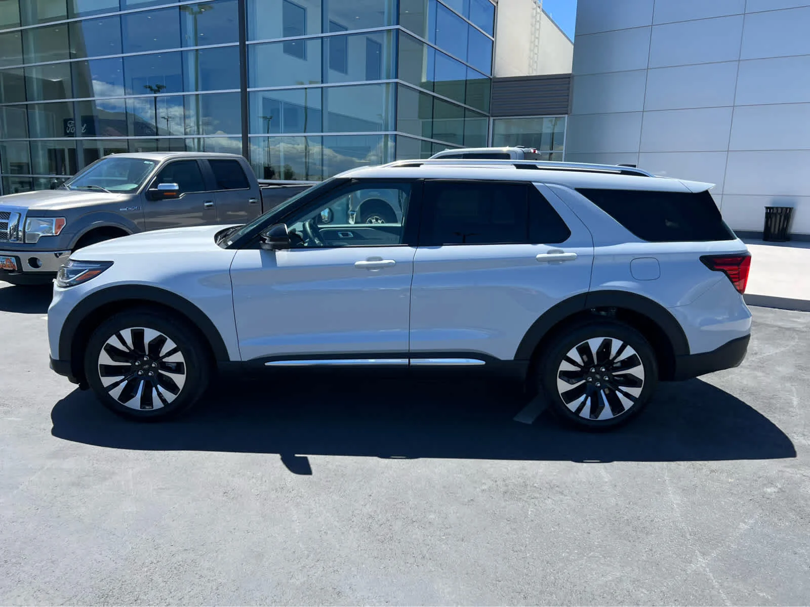 New 2026 Space White Metallic Ford Platinum™ image 12