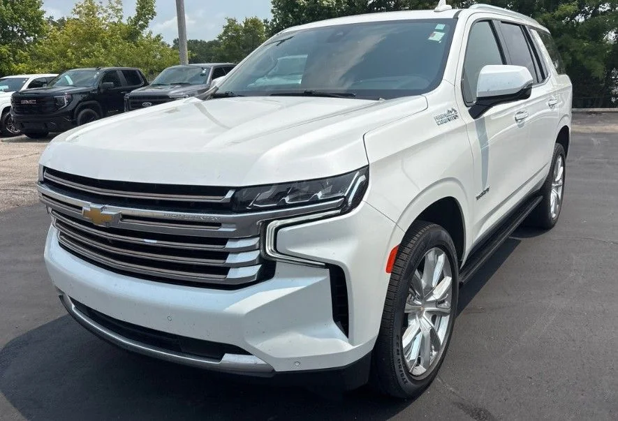Used 2021 Beige Chevrolet High Country image 5