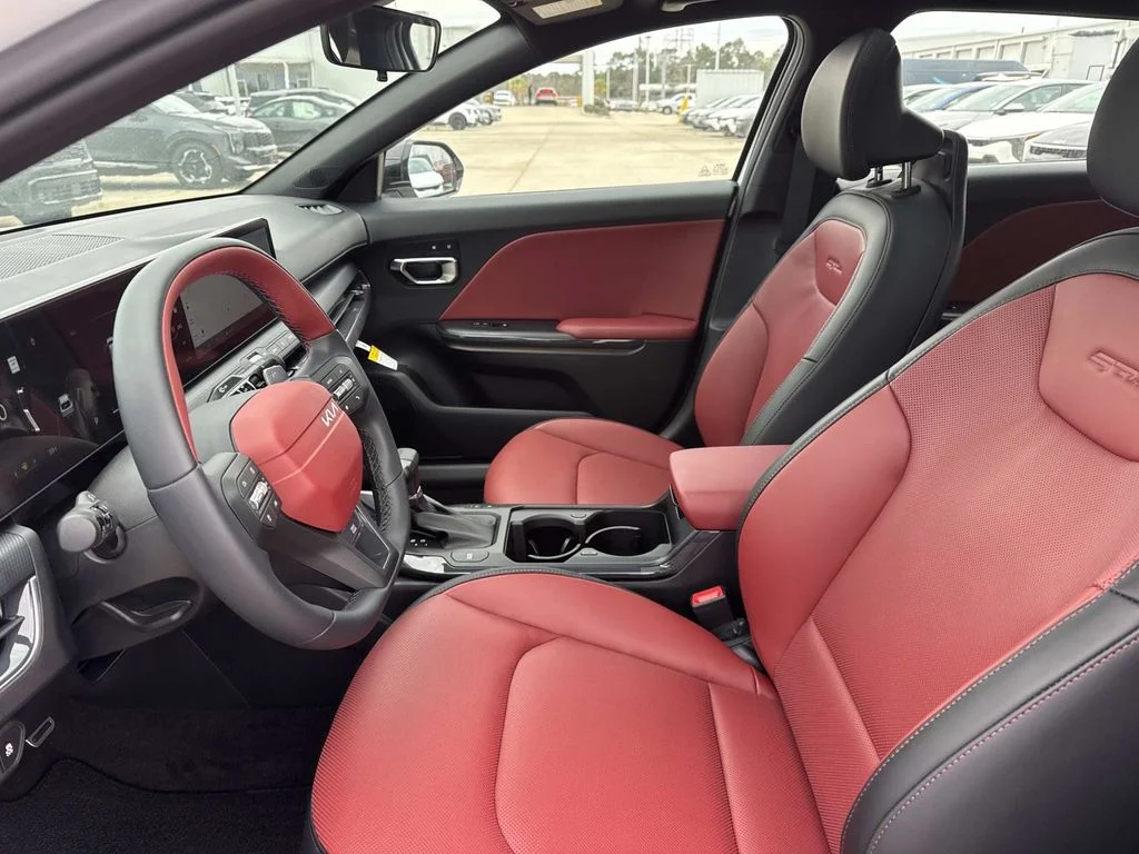 New 2025 Snow White Pearl Kia GT-Line Turbo image 9