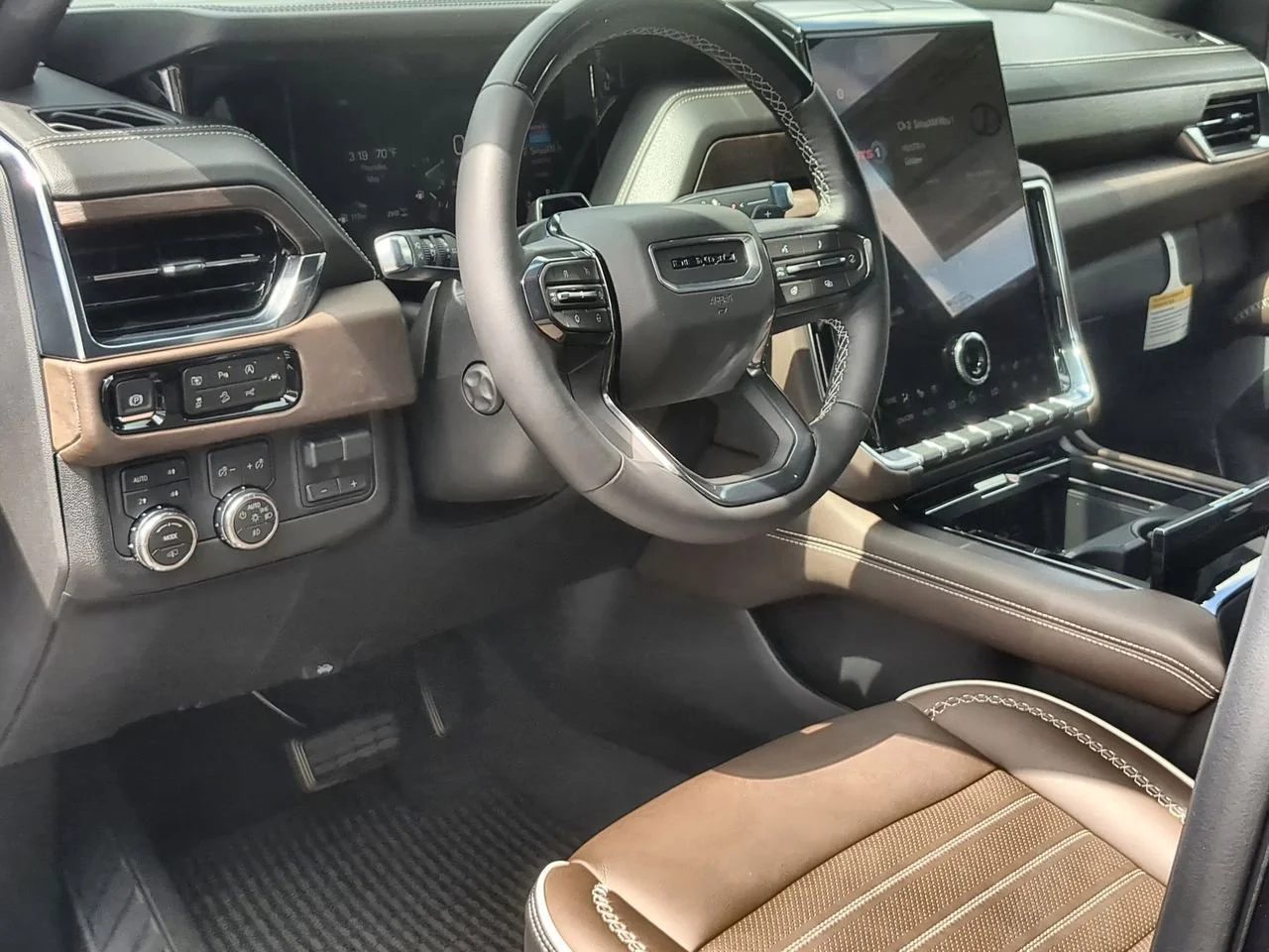 New 2026 Titanium Rush Metallic GMC Denali Ultimate image 10
