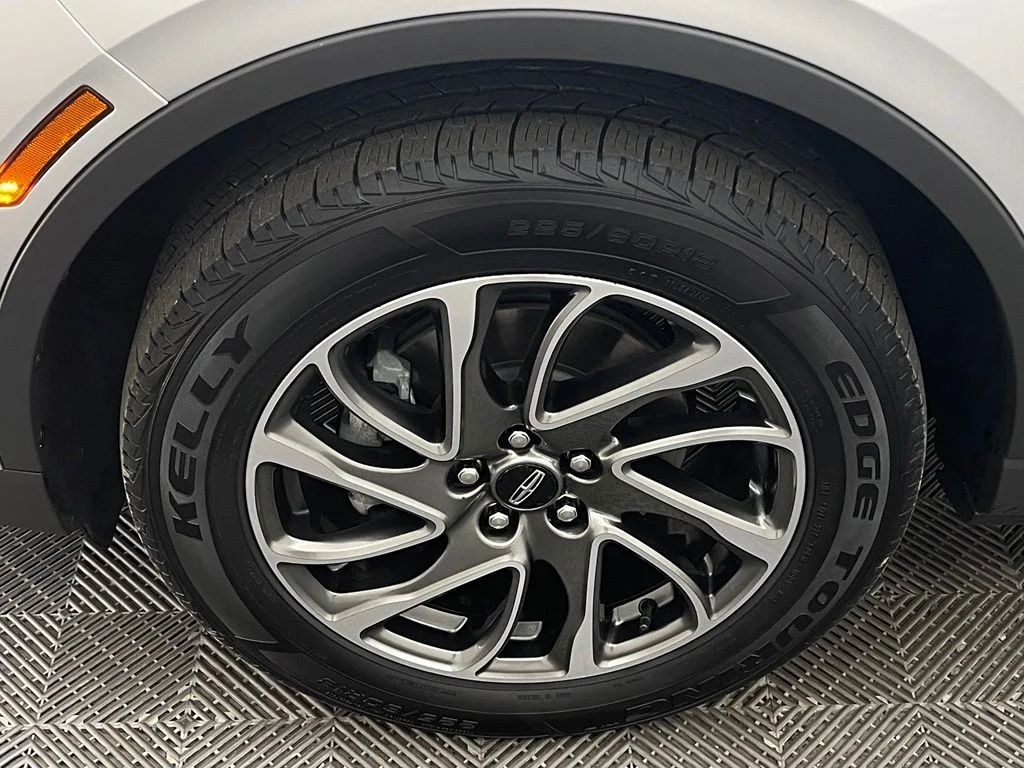 Used 2020 Ingot Silver Lincoln Standard image 15