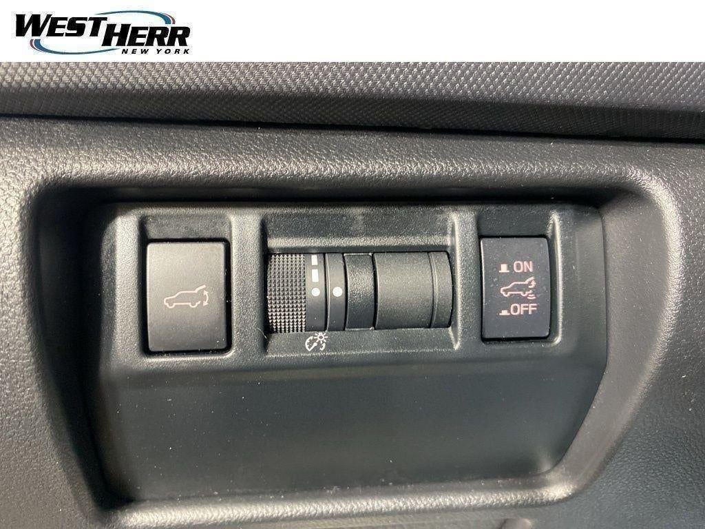 Used 2025 Brilliant Bronze Metallic Subaru Premium image 11