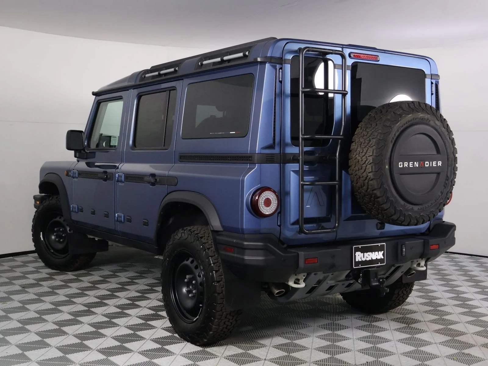 New 2026 Shale Blue INEOS Trialmaster Edition image 3