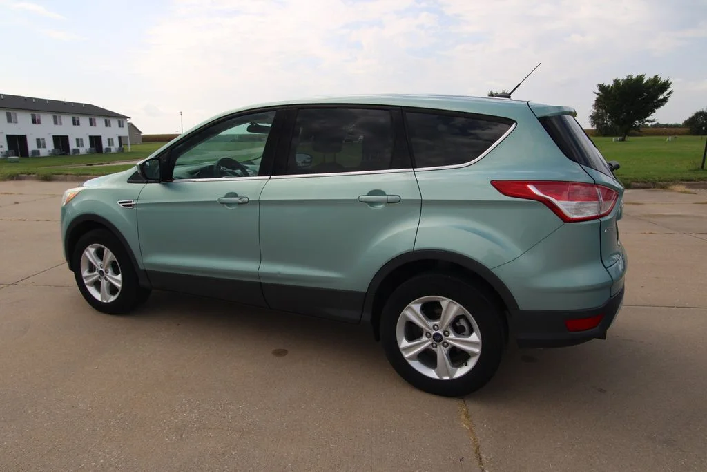 Used 2013 Frosted Glass Ford SE image 13