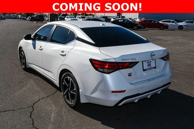 Used 2025 White Nissan SV image 3