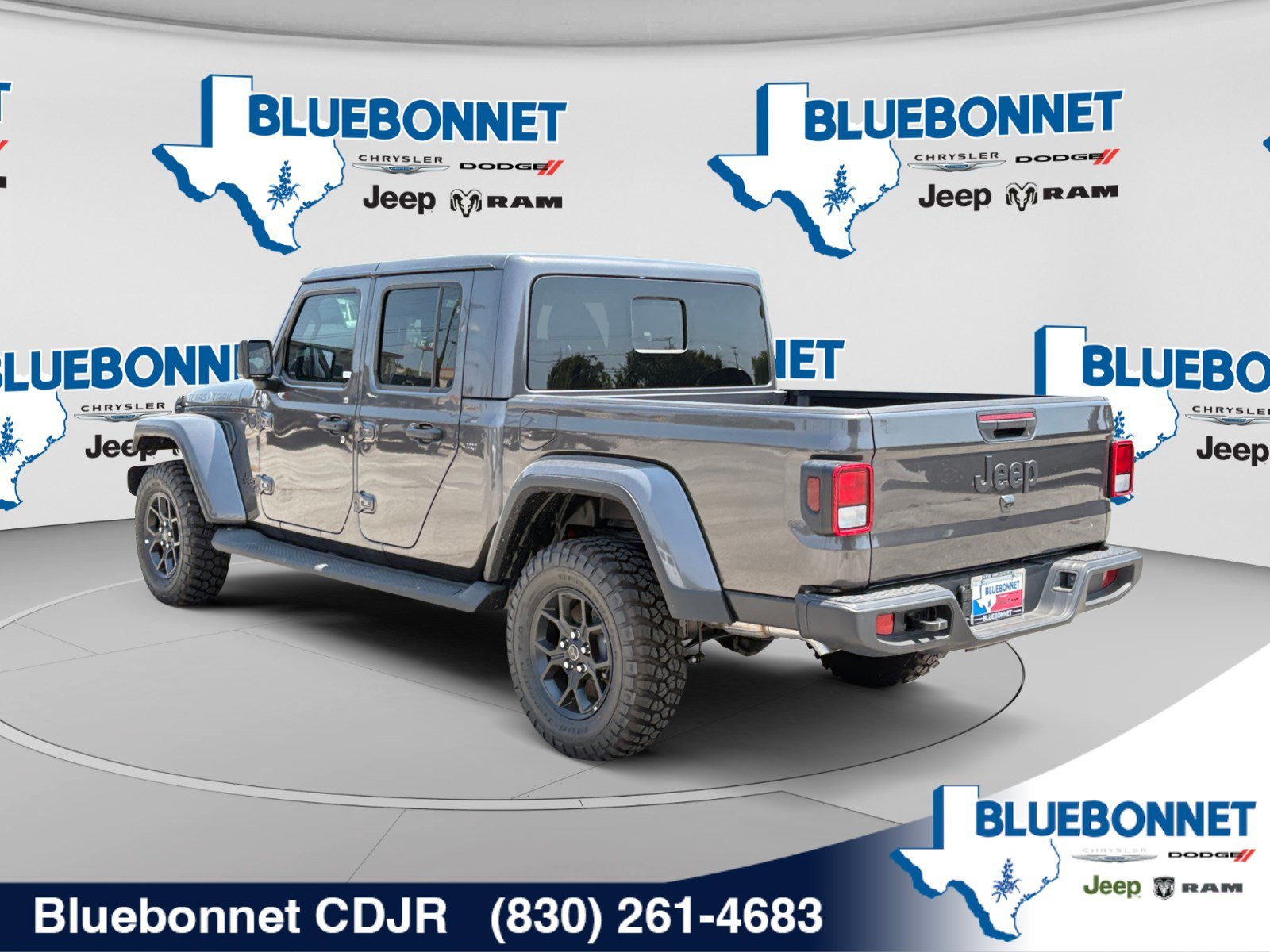 New 2026 Granite Crystal Metallic Clear-Coat Exterior Paint Jeep Texas Trail image 7