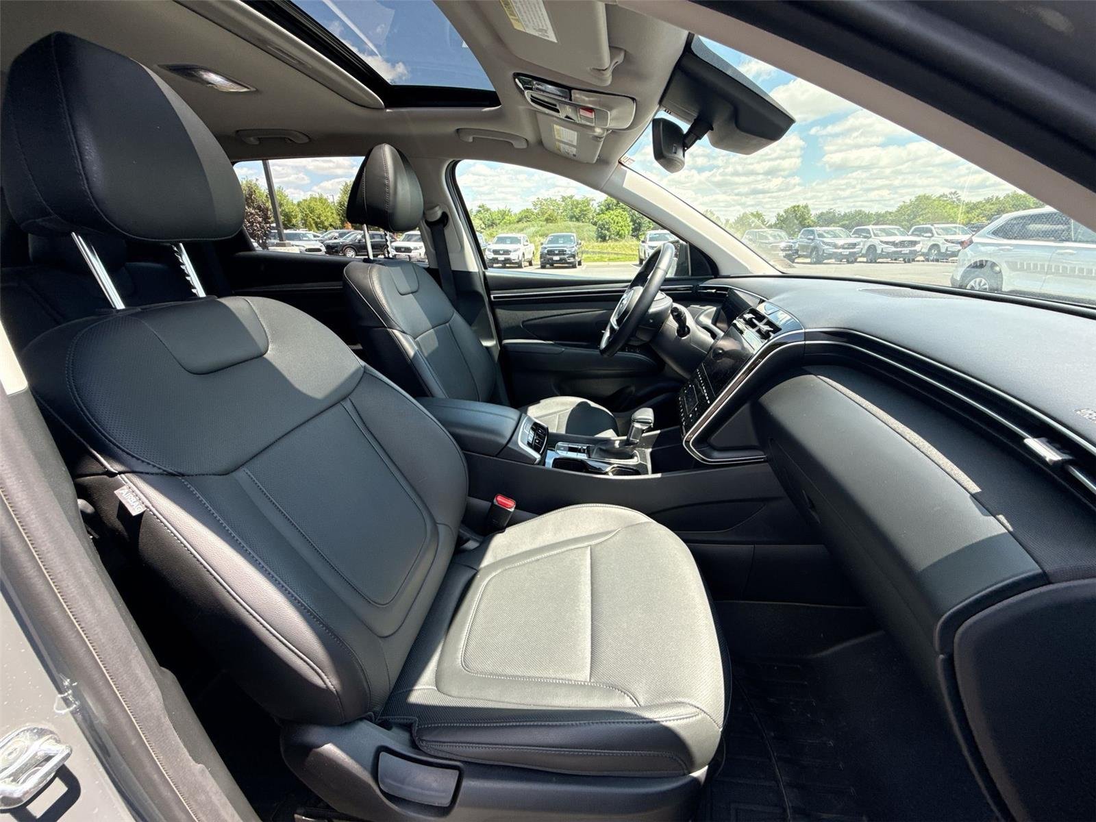 Used 2024 Hampton Gray Hyundai SEL image 20
