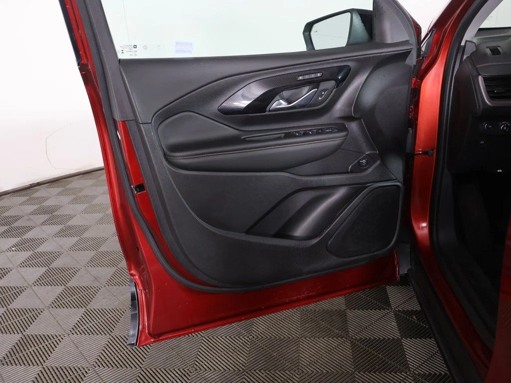 Used 2024 Red GMC AT4 image 22