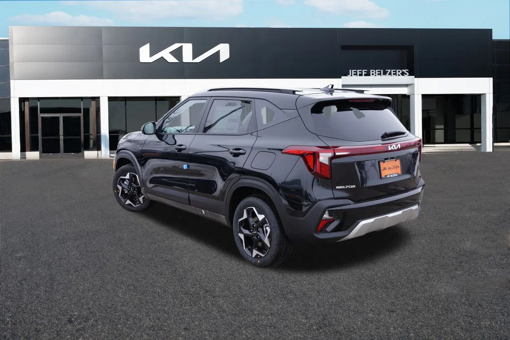 New 2026 Fusion Black Kia S image 5