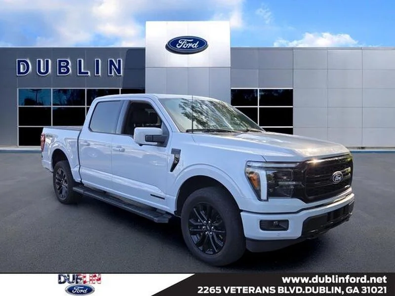 Used 2025 Space White Metallic Ford LARIAT image 1