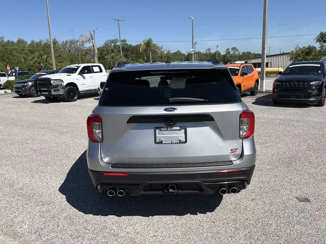 Used 2023 Silver Ford ST image 5