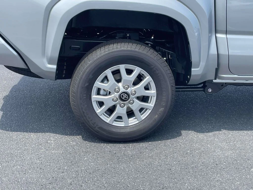 New 2026 Silver Toyota SR5 image 10