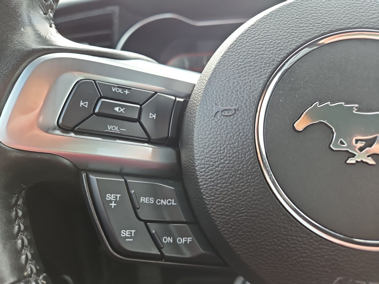 Used 2019 Silver Ford GT Premium image 24