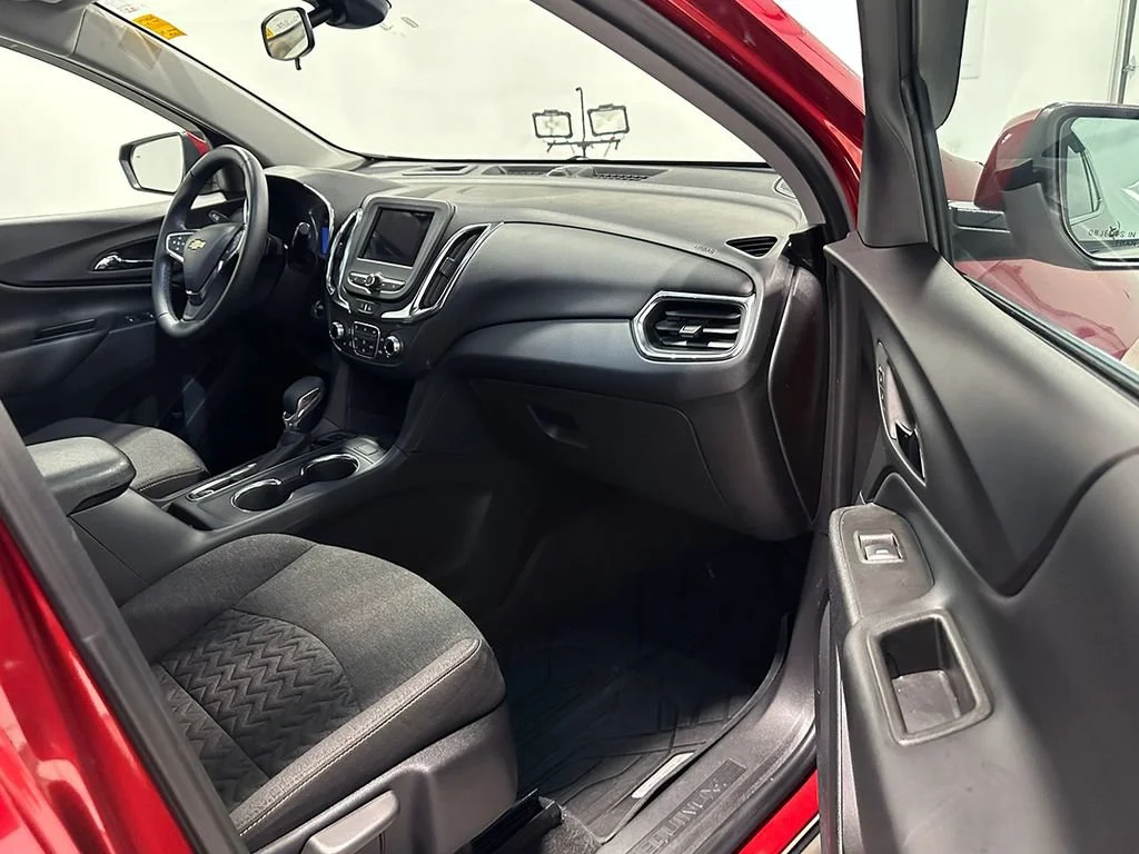 Used 2024 Radiant Red Tintcoat Chevrolet LT image 22