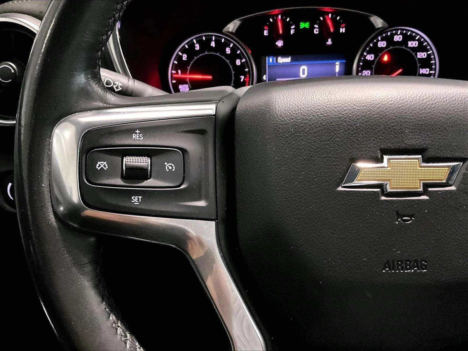 Used 2019 Silver Ice Metallic Chevrolet  image 20