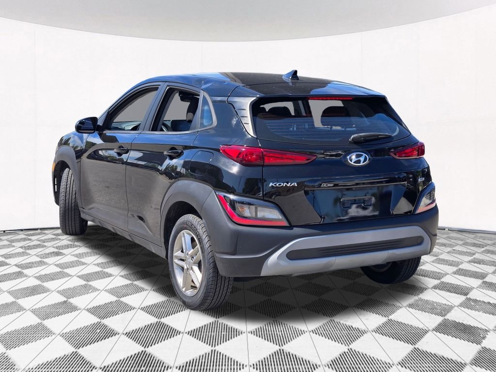 Certified Used 2022 Black Hyundai SE image 22