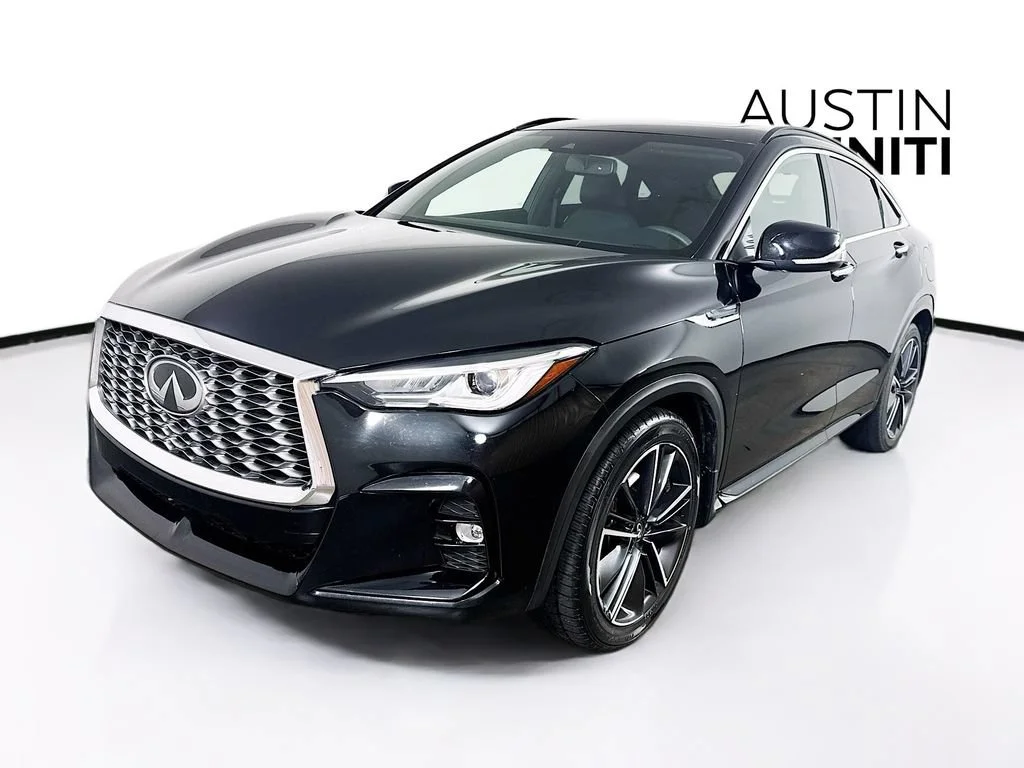 Certified Used 2022 Black INFINITI LUXE image 3