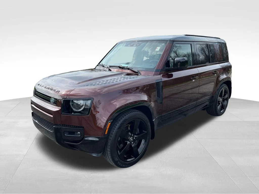 2025 Land Rover Defender 110 Sedona Red P400's photo