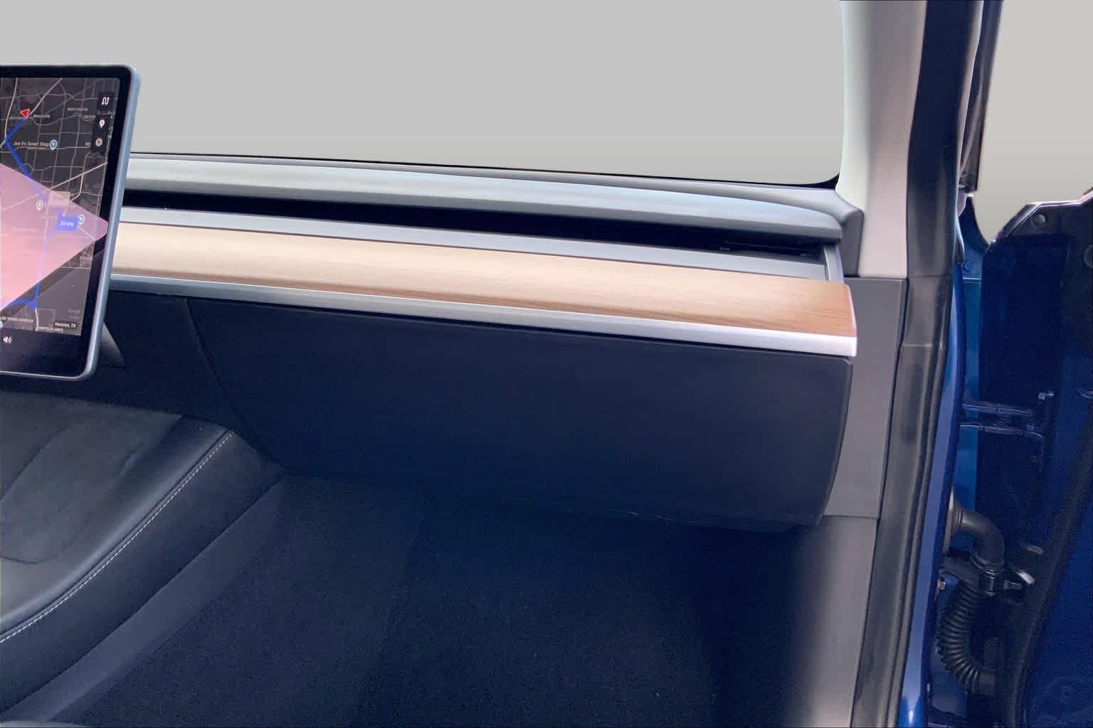 Used 2021 Deep Blue Metallic Tesla Standard Range Plus image 17