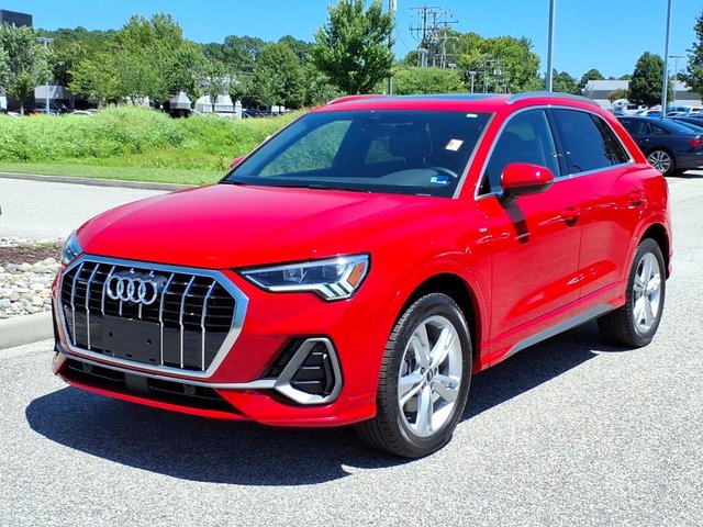 2023 Audi Q3 S line Premium Plus