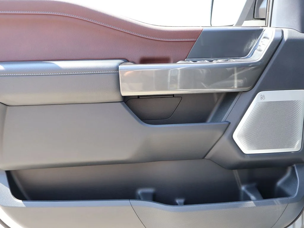 Used 2022 Silver Ford Lariat image 19