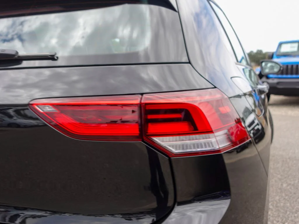 New 2026 Mythos Black Metallic Volkswagen 2.0T SE image 6