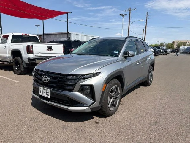 Used 2025 Silver Hyundai SEL image 3