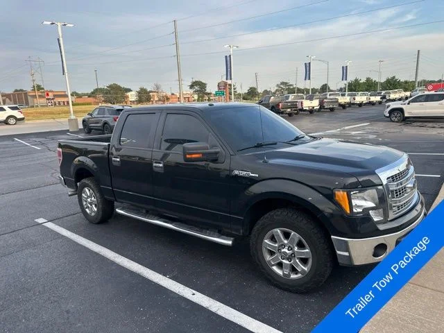 Used 2013 Tuxedo Black Metallic Ford XLT image 3