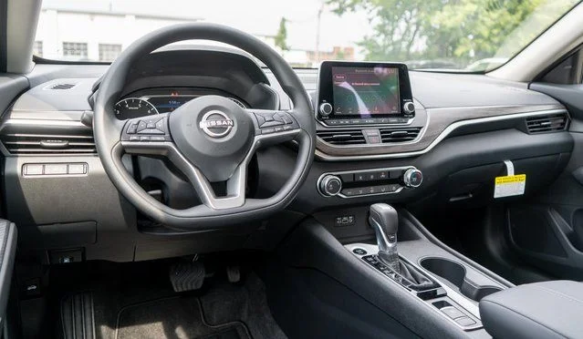 New 2026 Super Black Nissan SV image 11