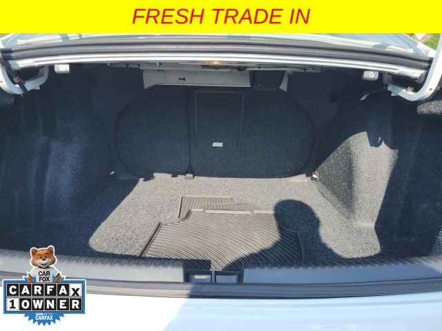 Used 2018 White Volkswagen 1.8T SE Sport image 19
