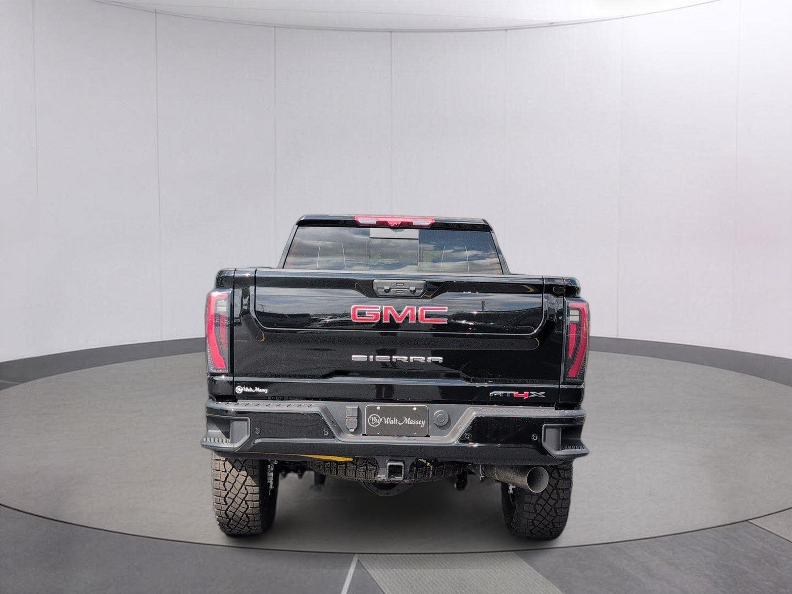 New 2026 Onyx Black GMC AT4X image 4