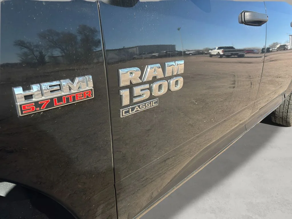 Used 2022 Black Ram SLT image 11