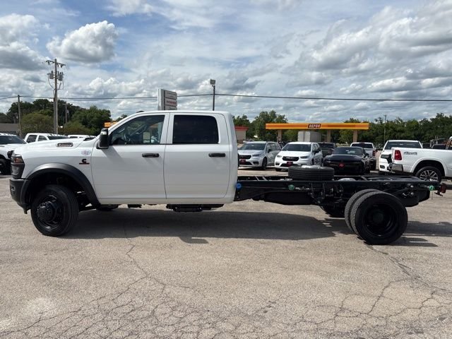 New 2026 Bright White Clear-Coat Exterior Paint RAM Tradesman image 2