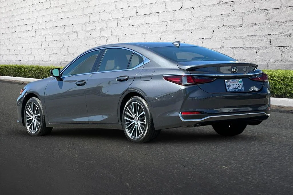 Certified Used 2025 Gray Lexus 300h image 7