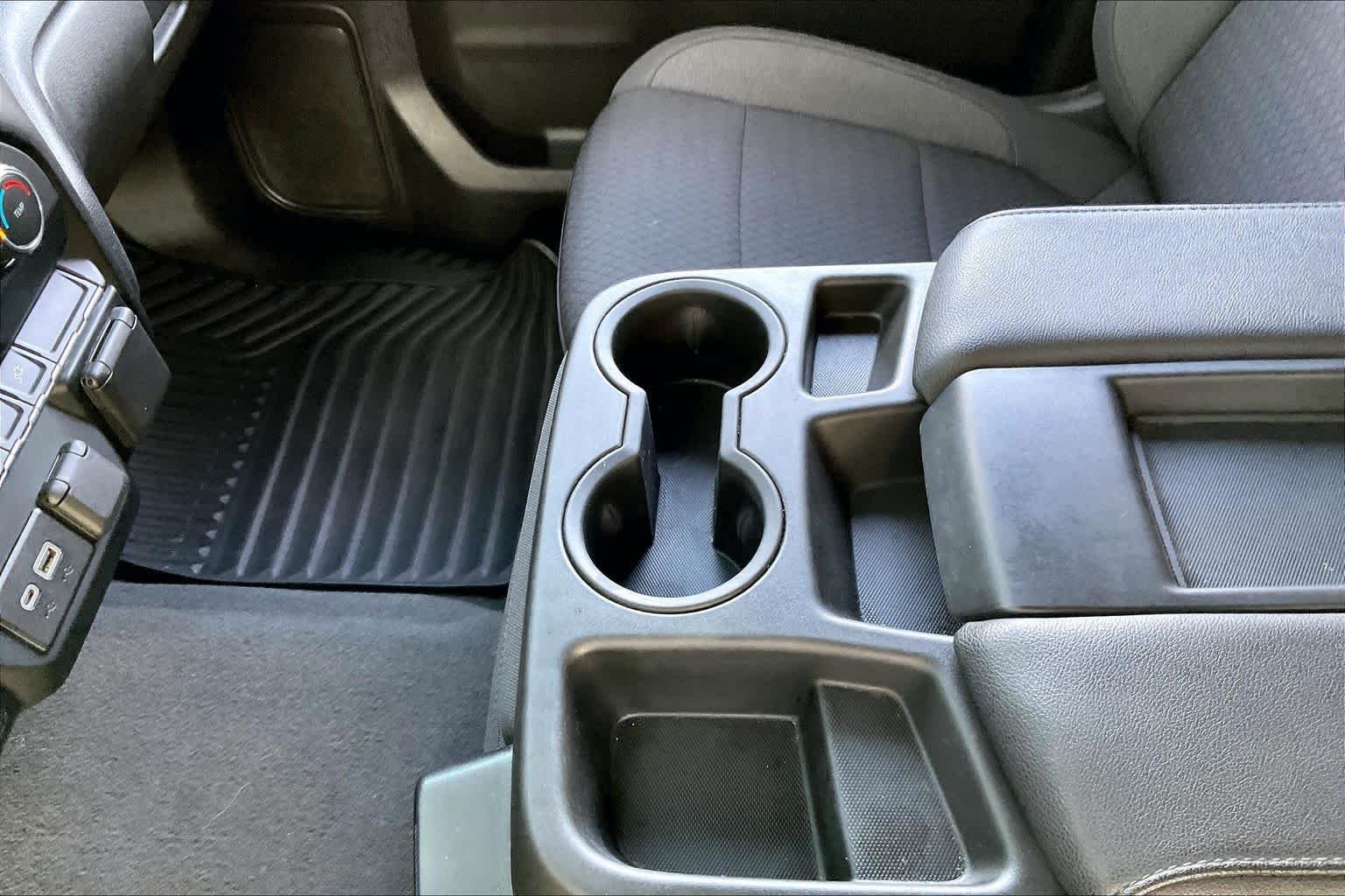 Used 2022 Summit White Chevrolet Custom image 15