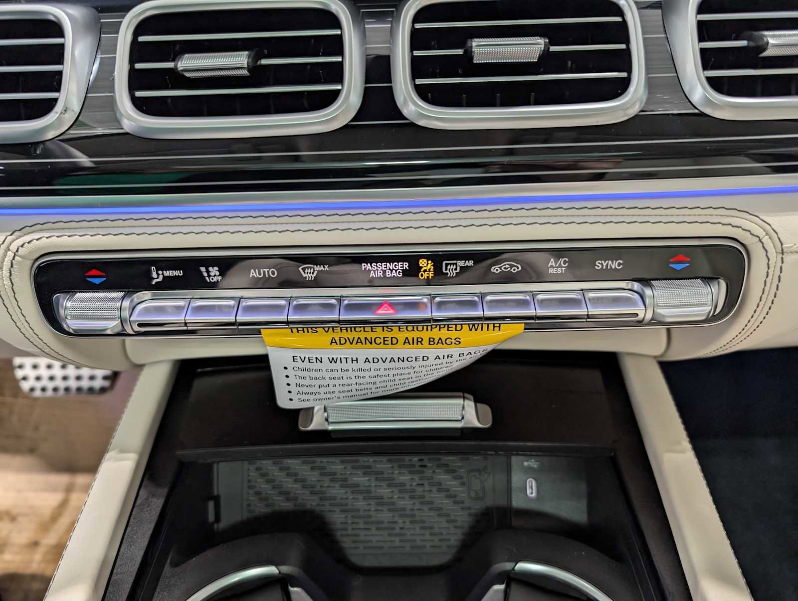 2026 Mercedes-Benz GLE AMG GLE 53 - Photo 29
