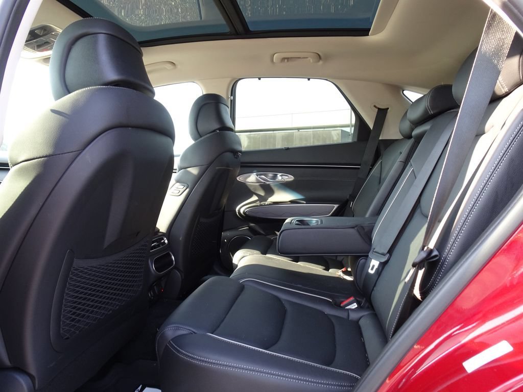 Certified Used 2023 Mauna Red Genesis 2.5T image 17