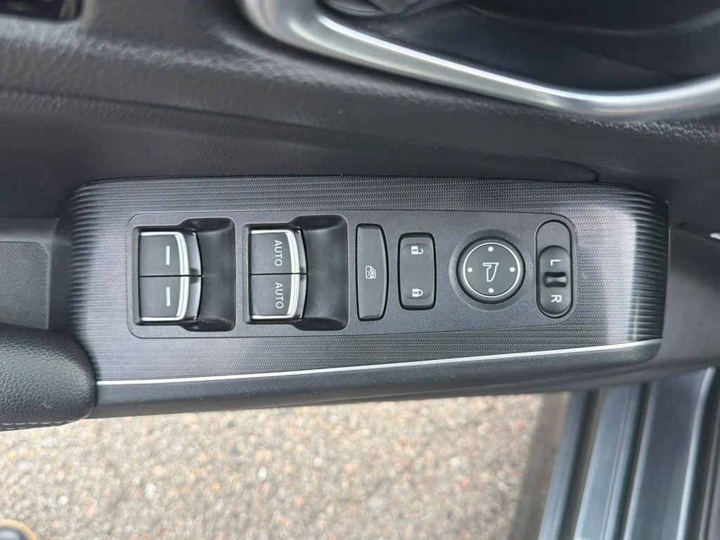 Used 2024 Gray Honda Touring image 12