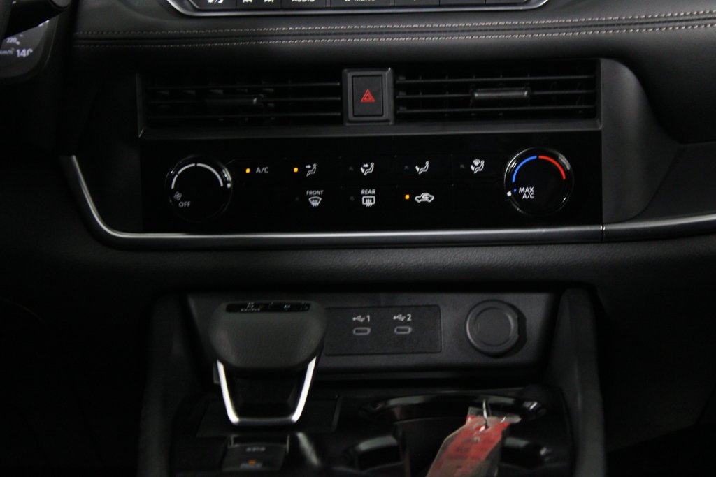 Used 2025 Red Nissan S image 21