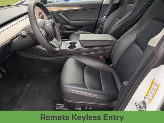 Used 2022 White Tesla Long Range image 12