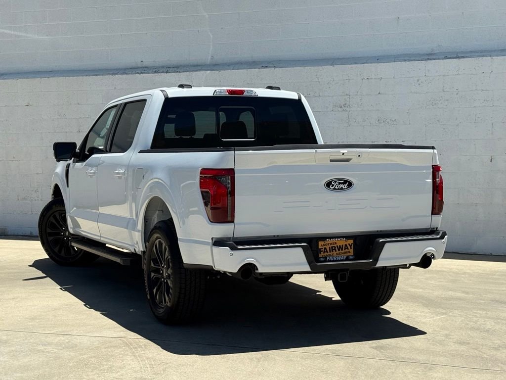New 2026 Oxford White Ford XLT image 4