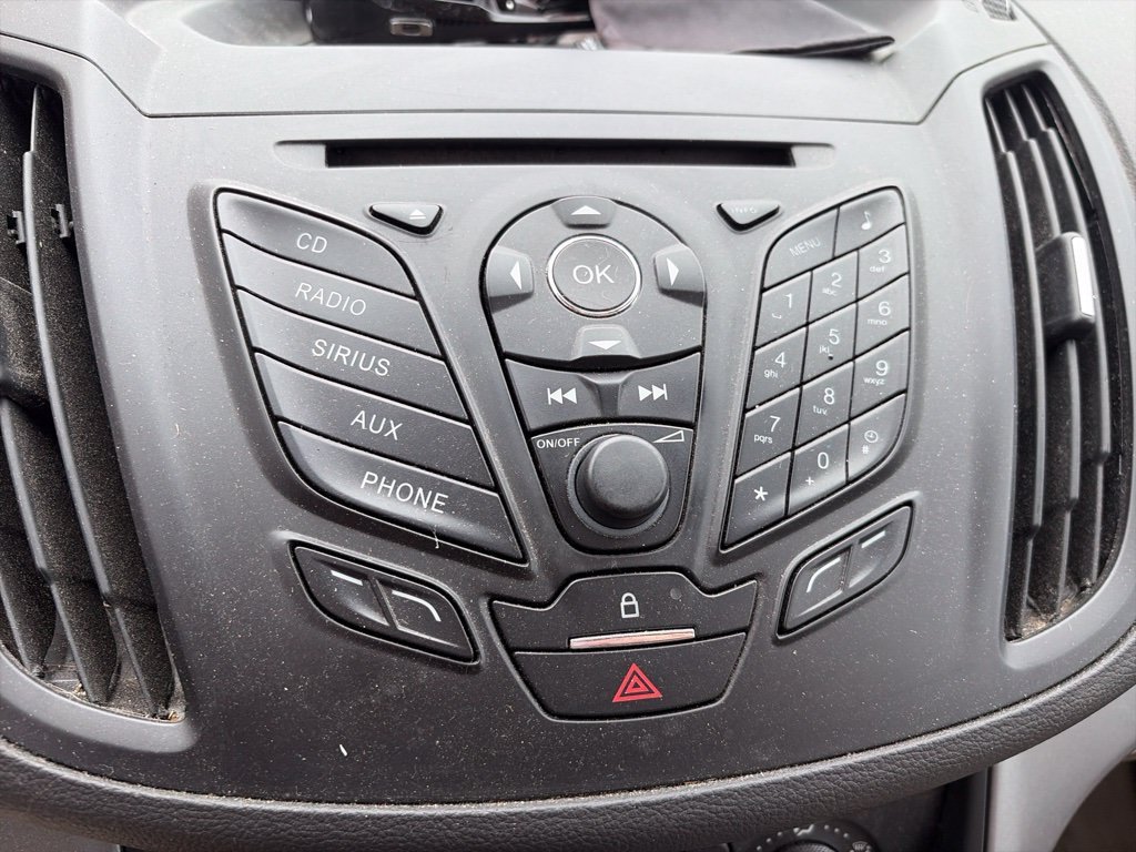 Used 2013 Gray Ford SE image 17