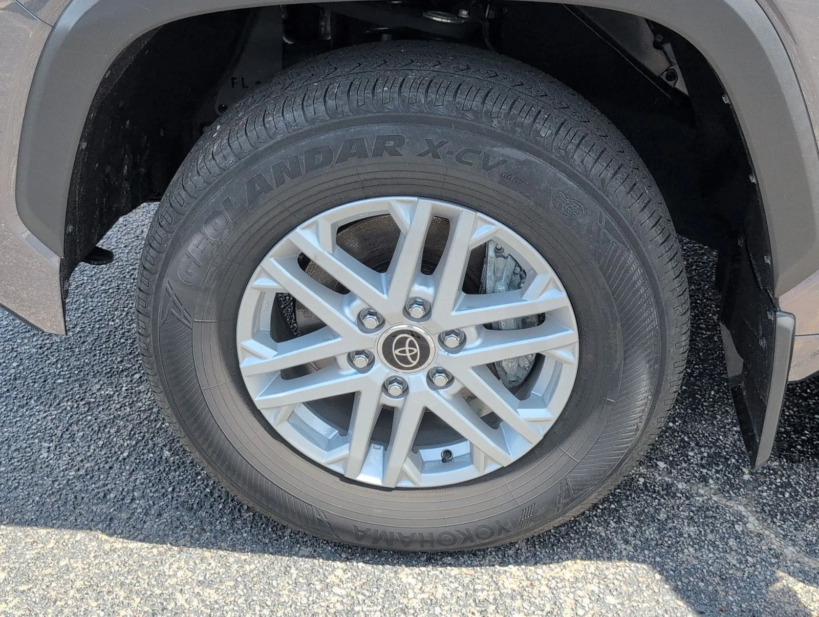 2024 Toyota Tundra SR5 - Photo 11