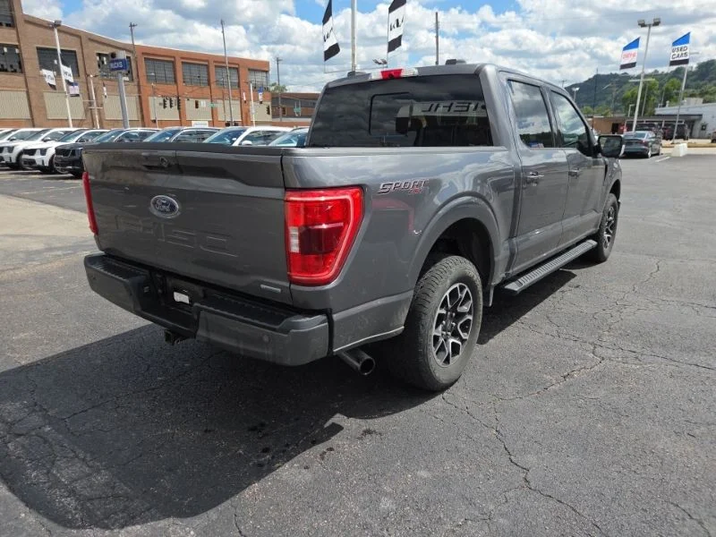 Used 2021 Gray Ford XLT image 7