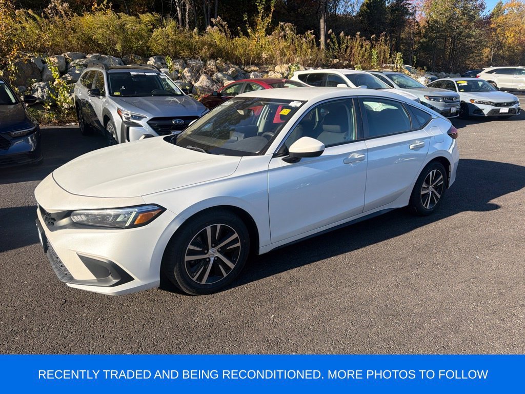 Used 2024 Platinum White Pearl Honda LX image 2