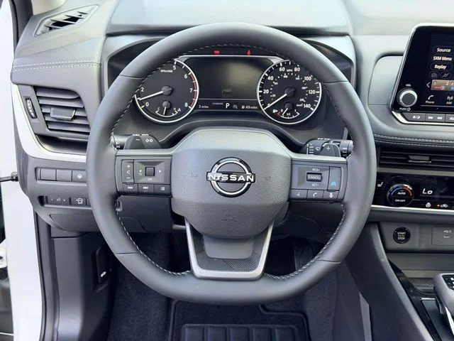 New 2026 Everest White Pearl TriCoat Nissan Dark Armor™ image 19